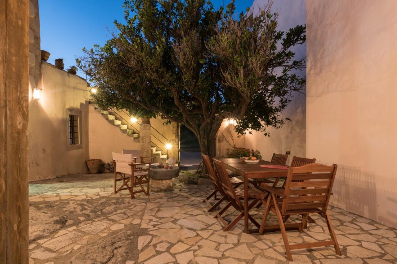 Παραδοσιακή Κατοικία Μαργαρίτες エクステリア 写真